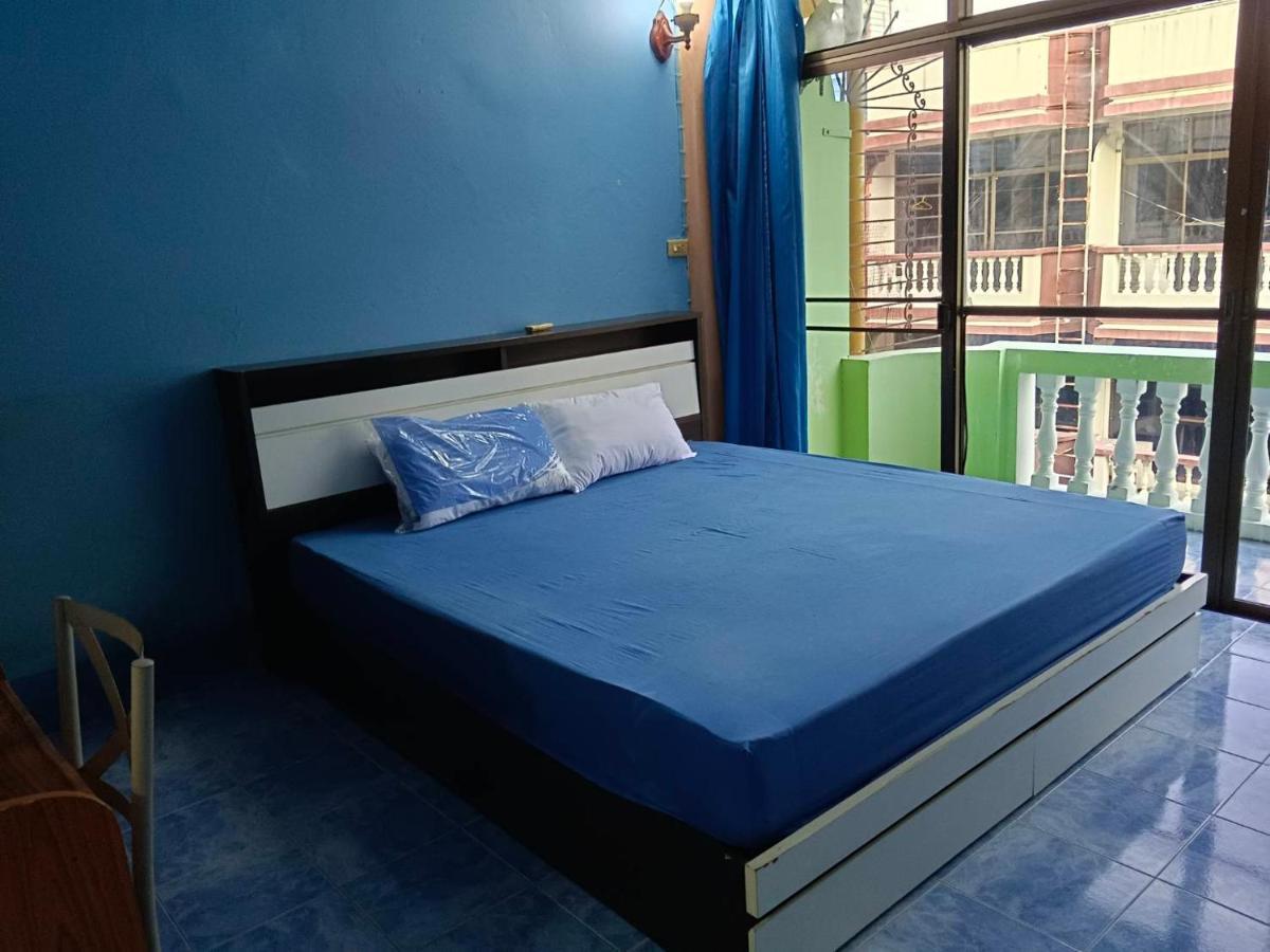 Yuri Guesthouse Jomtien Beach Zewnętrze zdjęcie