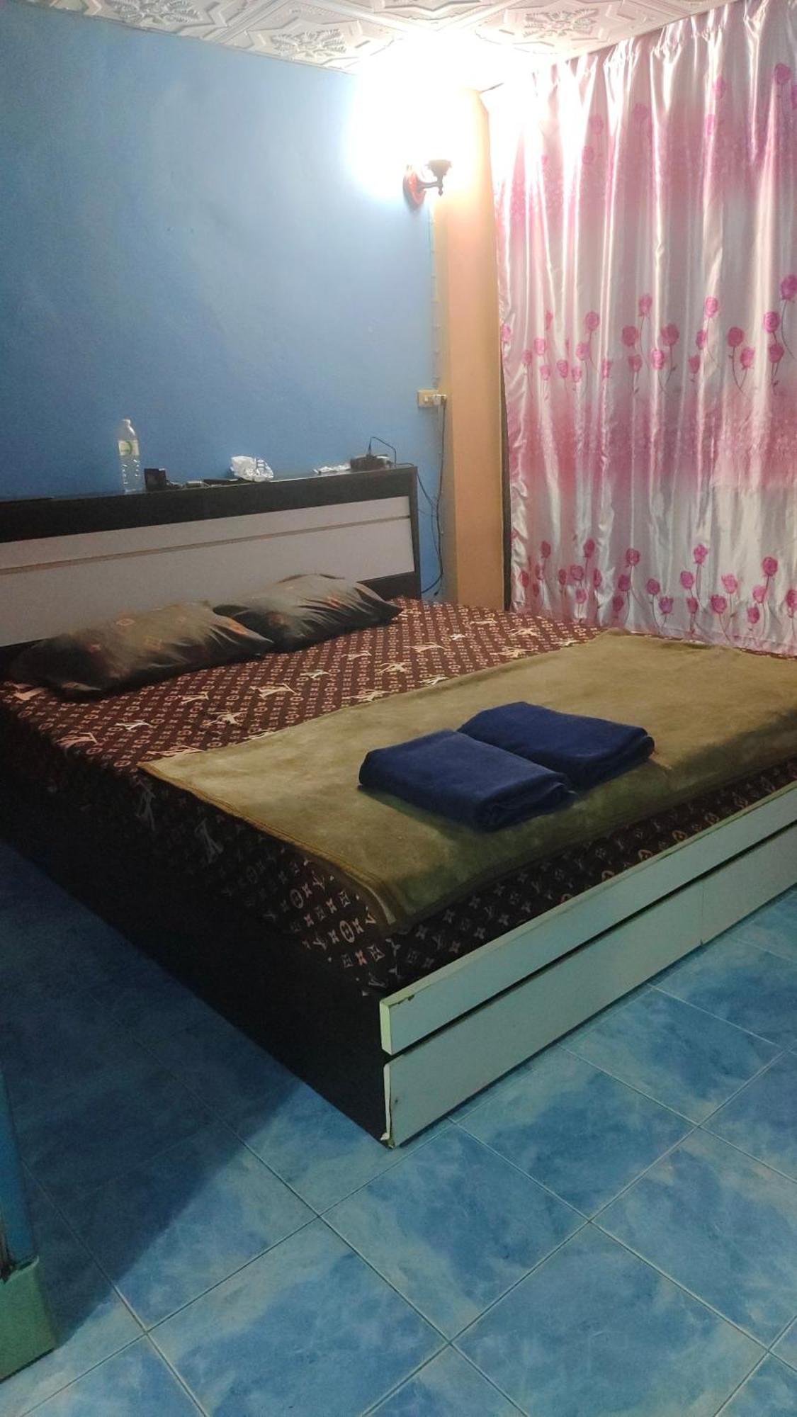 Yuri Guesthouse Jomtien Beach Zewnętrze zdjęcie
