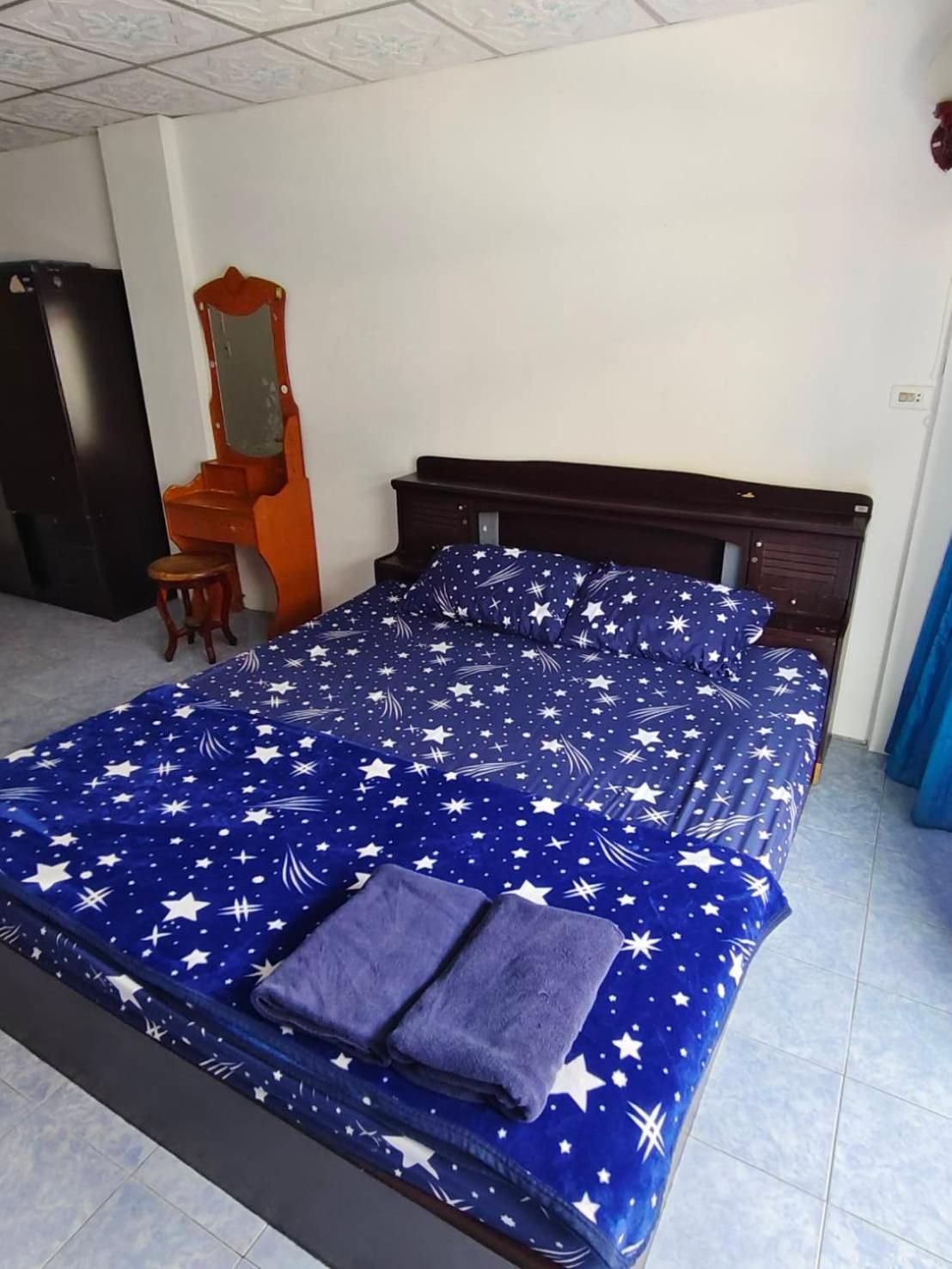 Yuri Guesthouse Jomtien Beach Zewnętrze zdjęcie